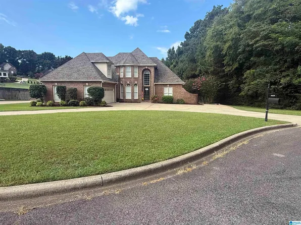 8020 Creekstone Cir, Pinson, AL 35126