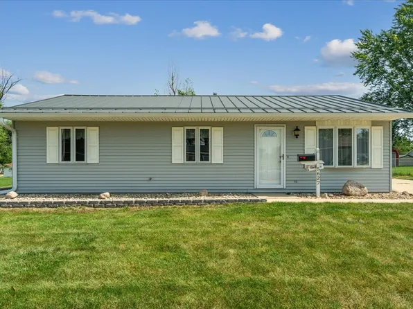 5627 Colorado Dr SW, Cedar Rapids, IA 52404