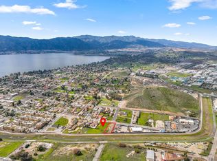 420 N Langstaff St, Lake Elsinore, CA 92530