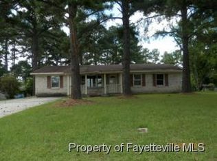 6504 Green Meadow Rd, Fayetteville, NC 28304