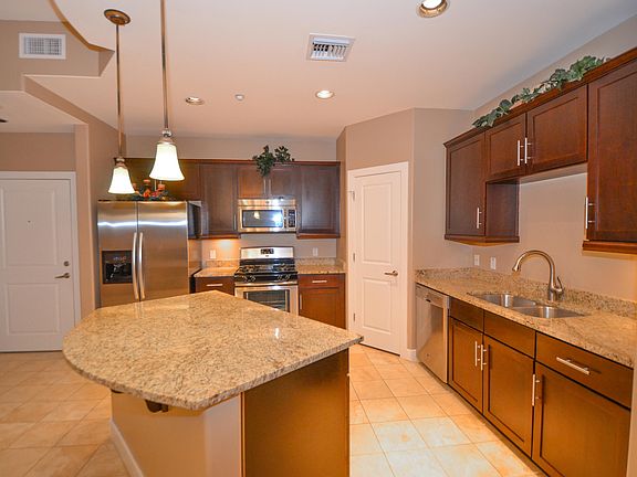 4th image of 945 E PLAYA DEL NORTE Drive #1005