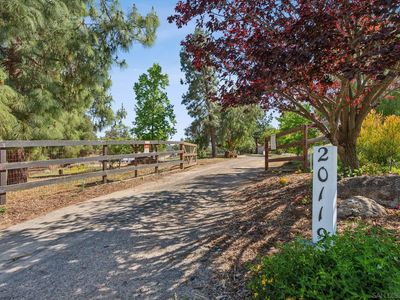 20119 Para Siempre Vis, Ramona, CA, 92065
