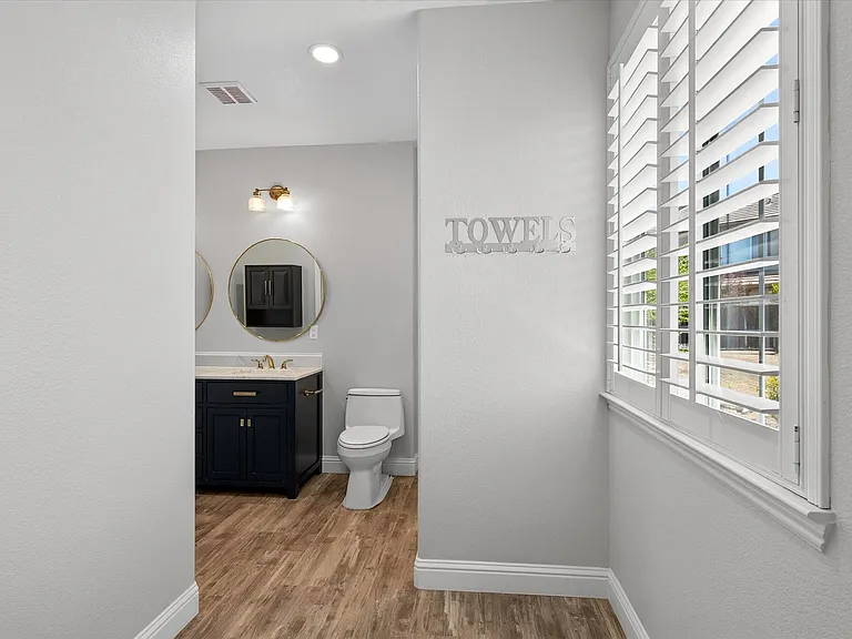 1132 Chancery Way — Photo 36
