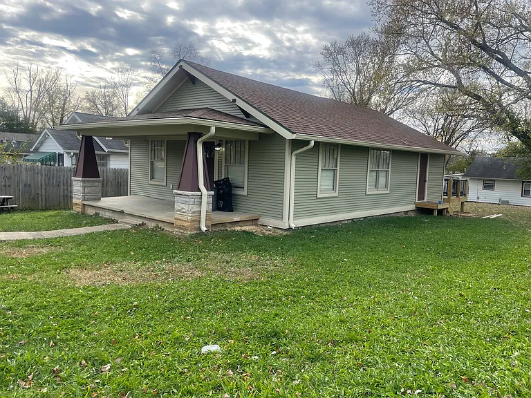 1202 S Stull Ave — Photo 3