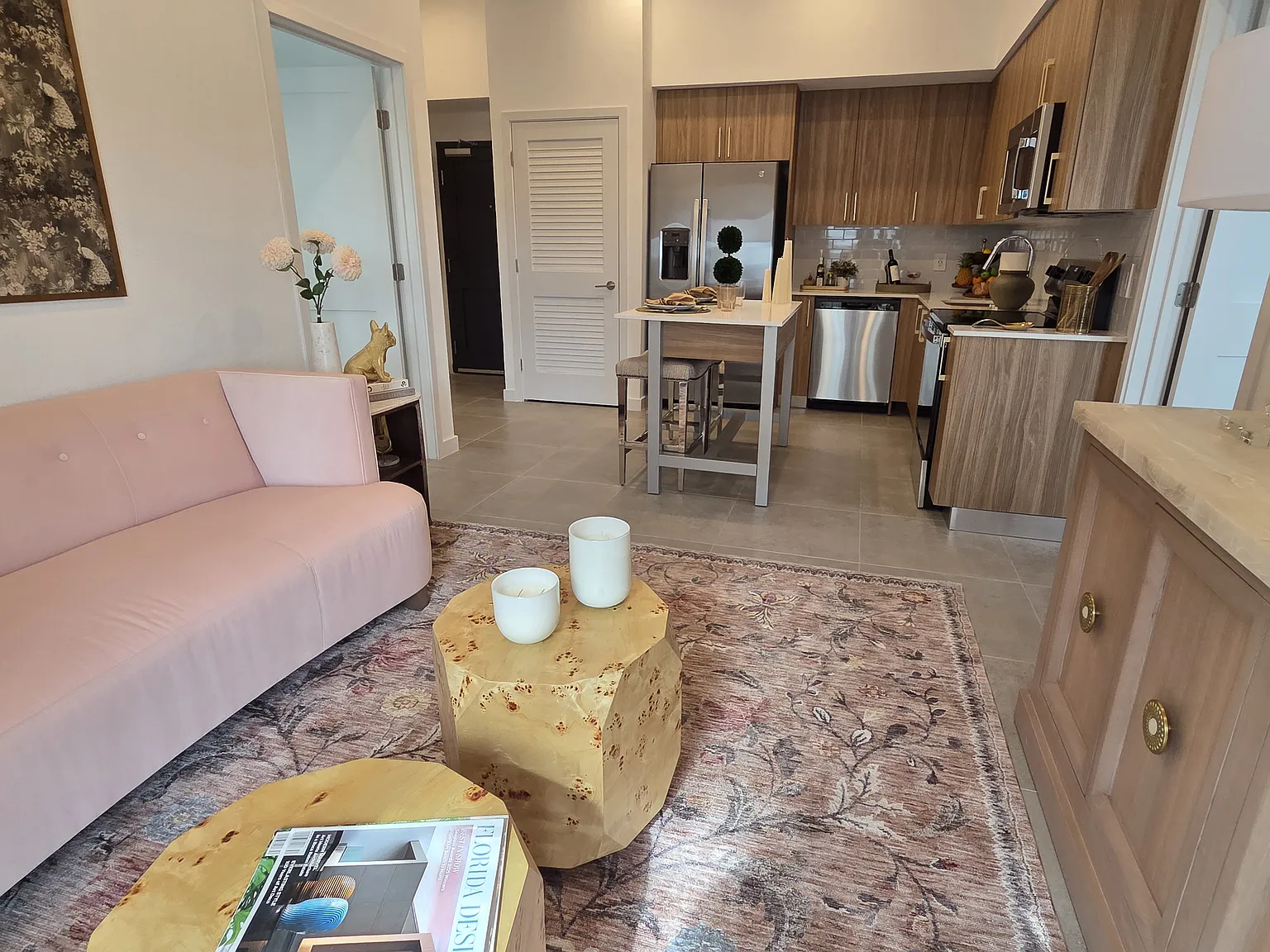 2 bed, 800 sqft, $2,599 — Photo 4