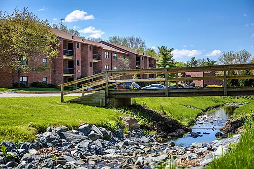 Briarcliff Apartments: Spacious Luxury Living in Central Baltimore County Photo 1