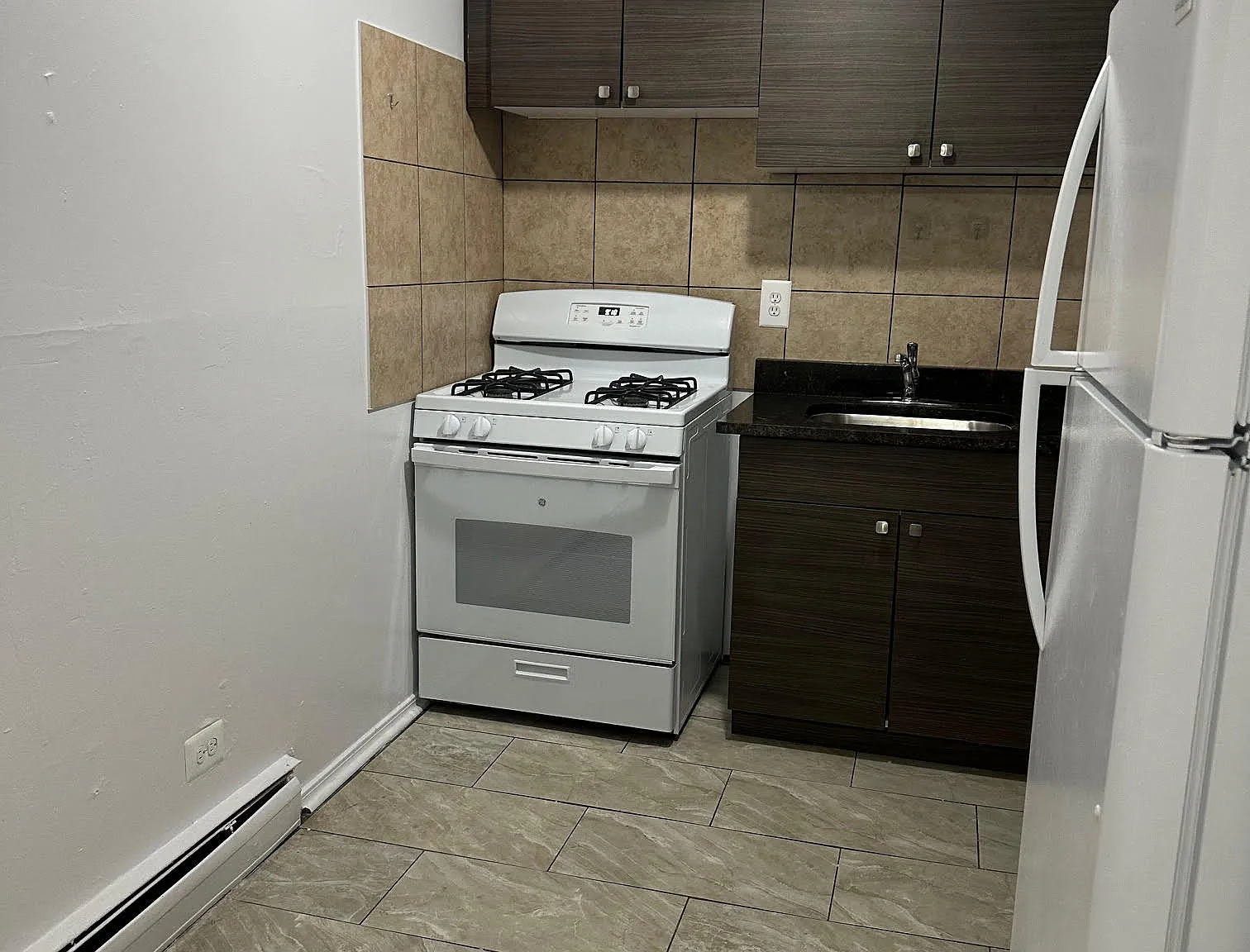 1 bed, 750 sqft, $1,550 — Photo 2