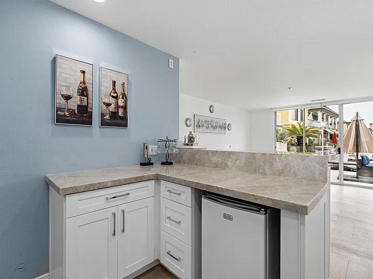 3972 Humboldt Dr — Photo 27