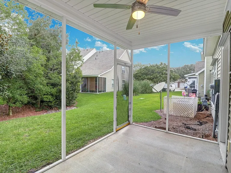 8712 Grassy Oak Trl — Photo 37