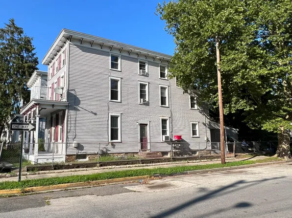 46 Walnut St, Salem, NJ 08079