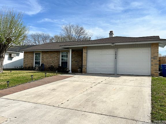 3rd image of 3806 Pipers Field St