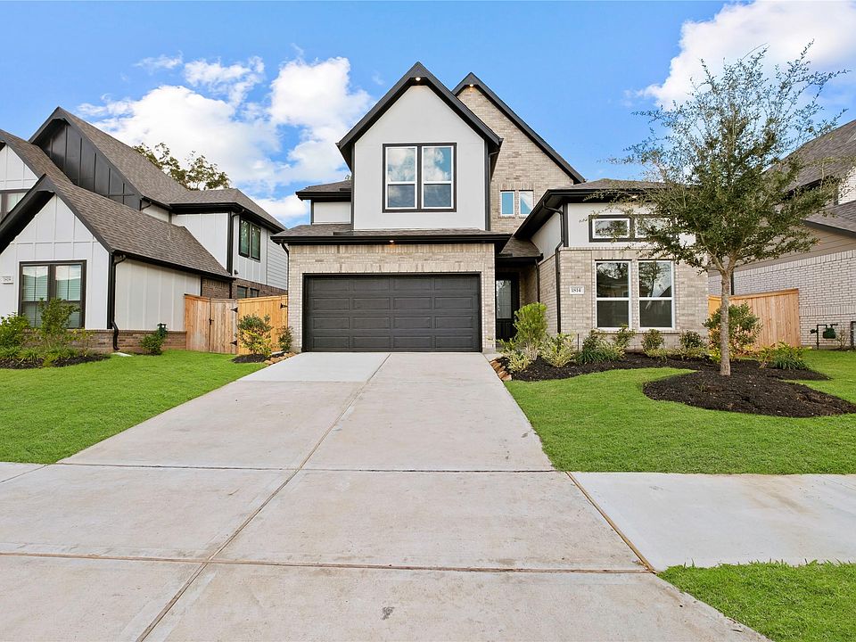 1st image of 1814 Waters Branch Dr