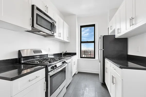 Rented by Cooper & Cooper Real Estate | media 15