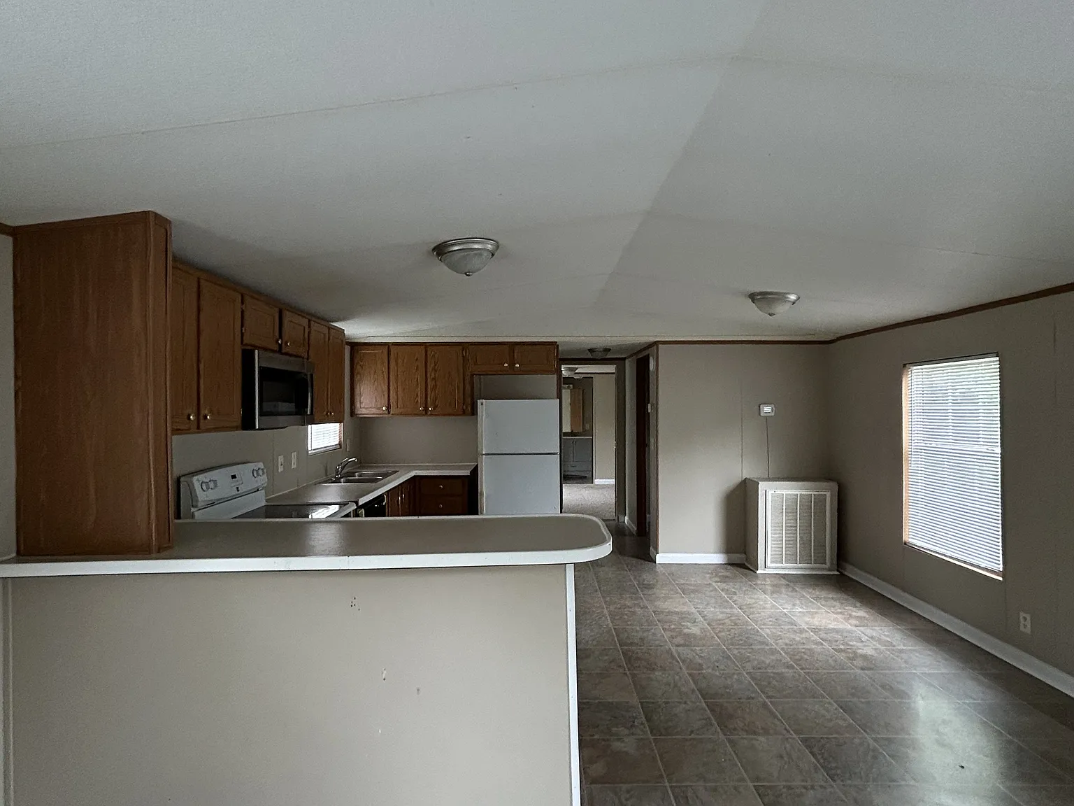 114 Zackary Street - 1 — Photo 4
