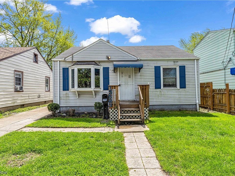 1st image of 13523 Wainfleet Ave