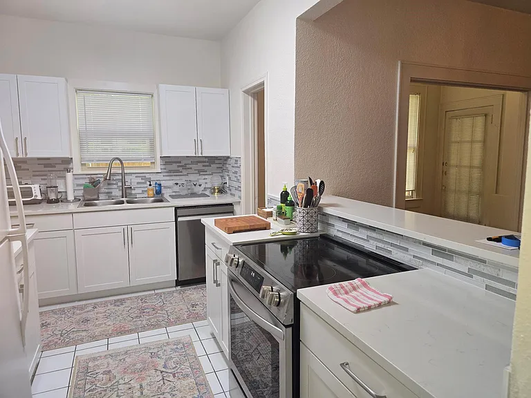 1701 Forest Trl #A — Photo 2