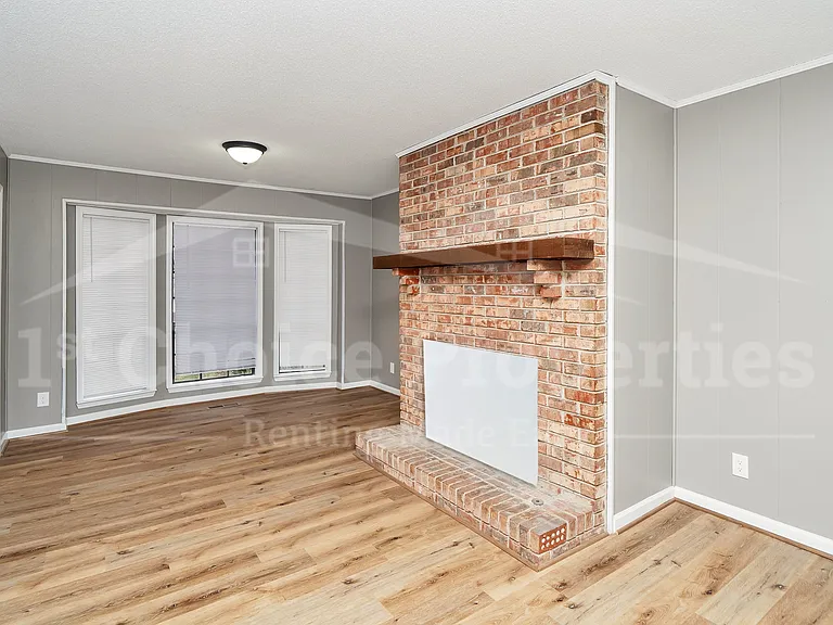 18 Polaris Cir — Photo 13