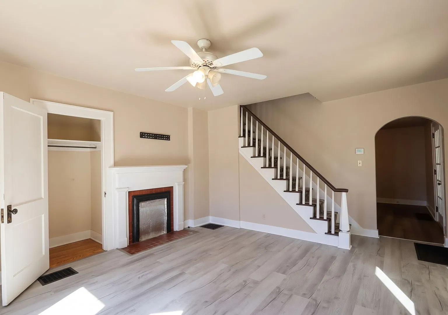320 E. High A&B — Photo 4