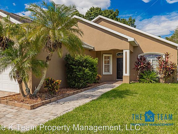 2nd image of 1001 Robin Ln