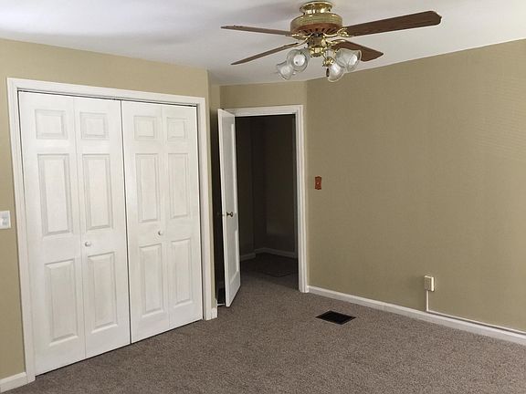 2nd image of 1518 W 45th St