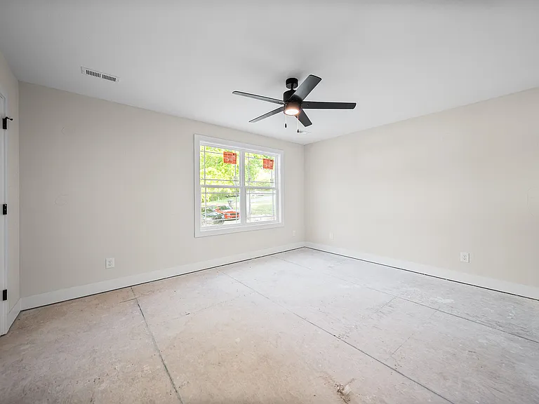 217 Cave St #4 — Photo 15