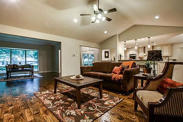 6951 Stefani Dr — Photo 2