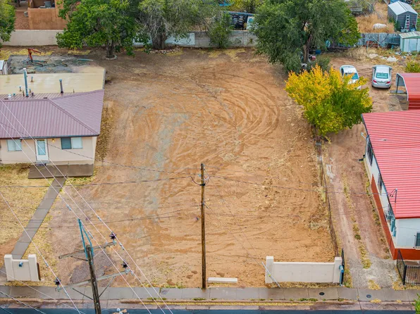 708 Baca St, Santa Fe, NM 87505