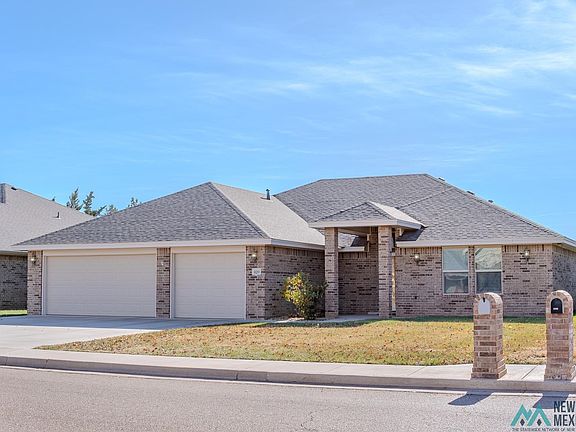 2nd image of 2409 Northglen Dr
