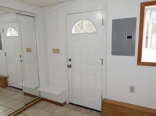 41 Lawrence Rd, Boxford, MA 01921