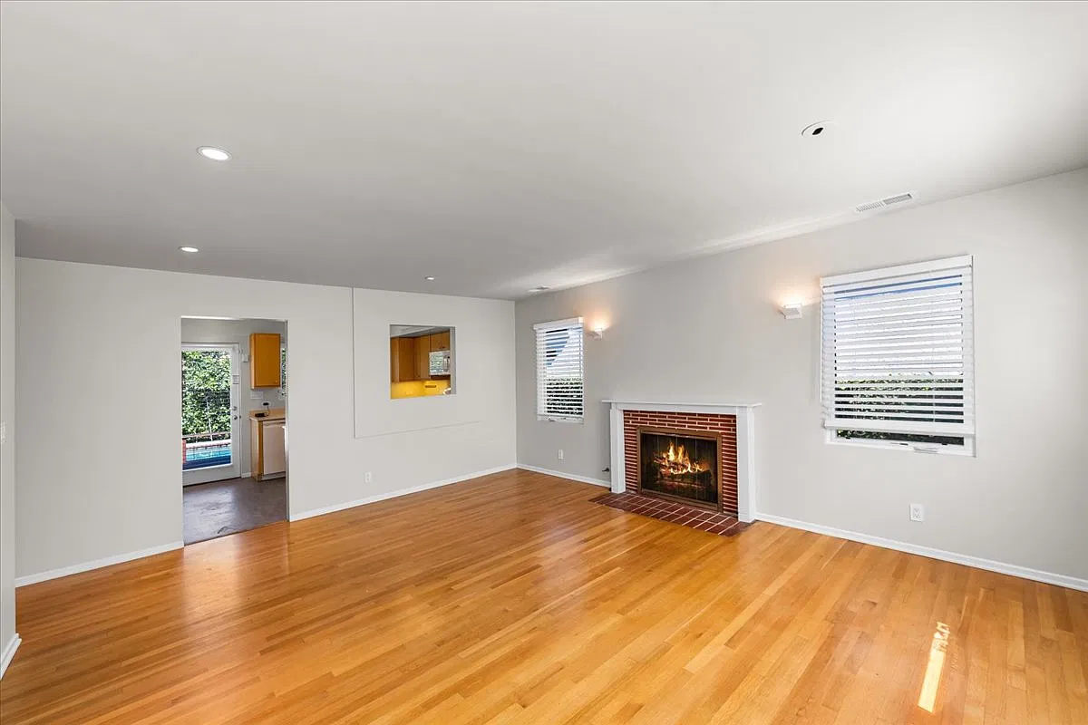11923 Bray Street - 1 — Photo 2