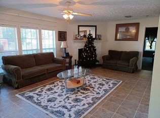 438 Dickson Rd, East Arcadia, NC 28456