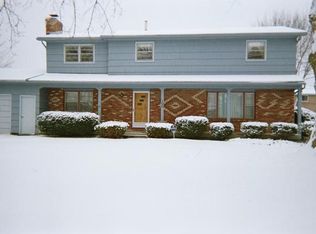 100 Towpath Ln, Rochester, NY 14618