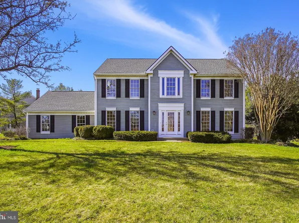 16901 Hoskinson Rd, Poolesville, MD 20837