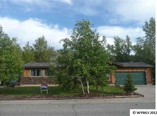 111 Apache Dr, Evanston, WY 82930