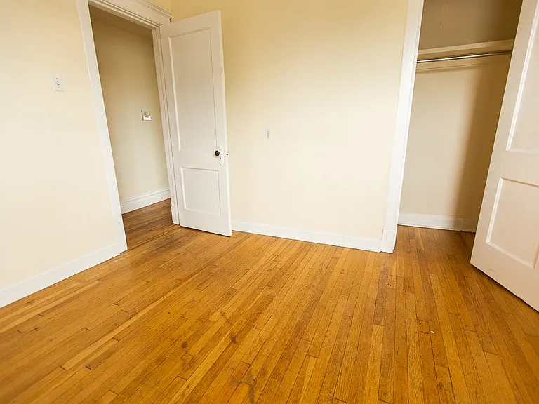 1143 W. Waveland Ave. — Photo 6