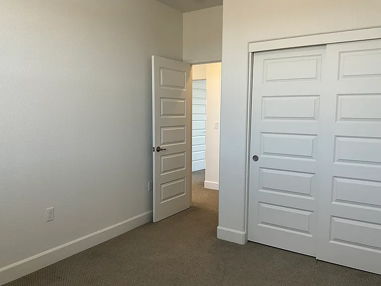 3249 Garibaldi Dr — Photo 12