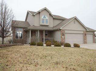 16325 W Celtic Cir, Manhattan, IL 60442