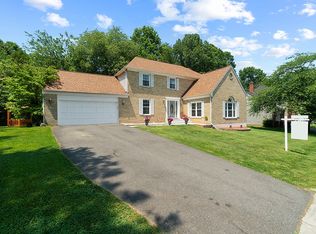 4664 Braddock Green Ct, Fairfax, VA 22032