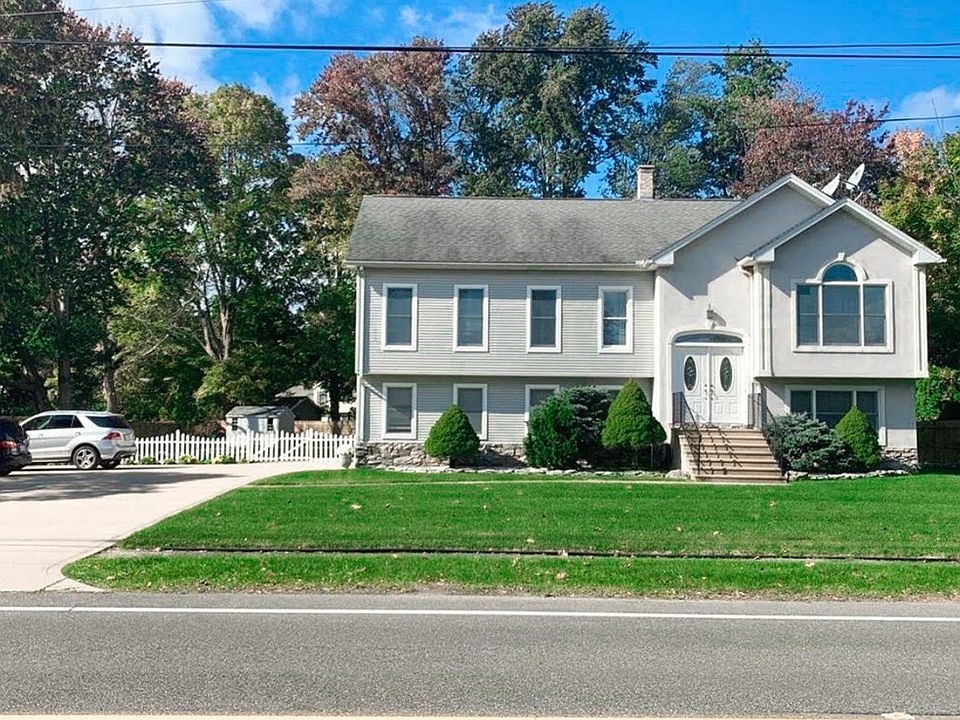 955 River Rd, Agawam, MA 01001 Zillow