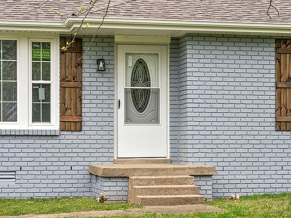 4th image of 576 Orman Dr