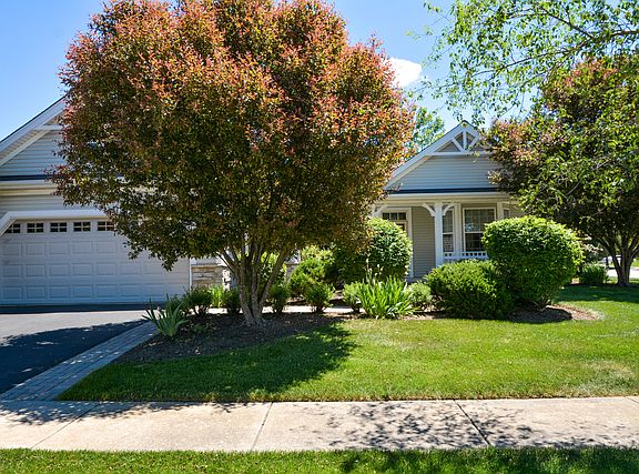 2nd image of 11856 Sedgewick Dr