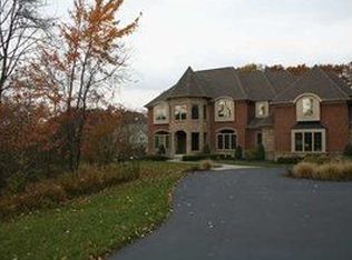 10 Woodstream Trl, Orchard Park, NY 14127