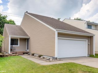 5110 Walnut St, West Des Moines, IA 50265