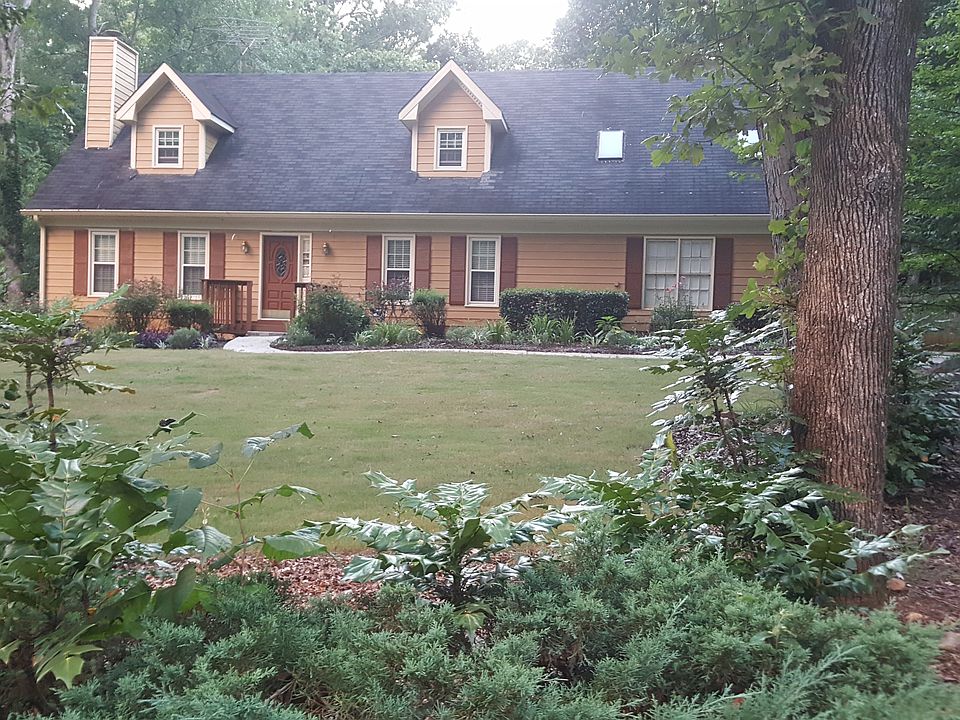 1st image of 529 Hickory Hills Dr