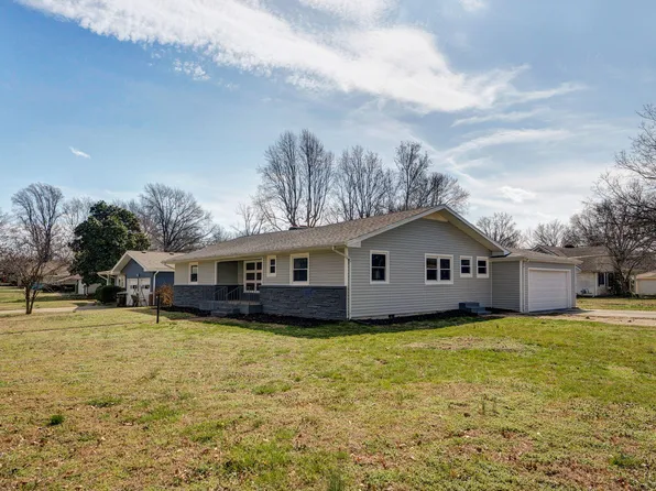 2308 E Latoka Street, Springfield, MO 65804