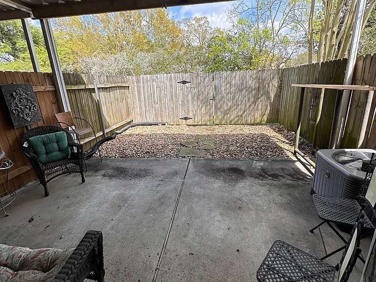 439 Rena Dr — Photo 17