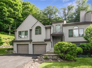 66 Clearwood Ct, Somers, NY 10589