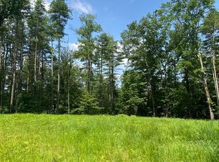 41 Totem Lodge Rd, Averill Park, NY 12018