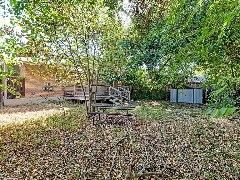 1805 Mohle Dr #B — Photo 19