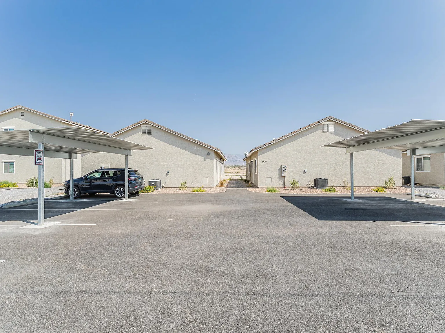 1641 S Dandelion St — Photo 1